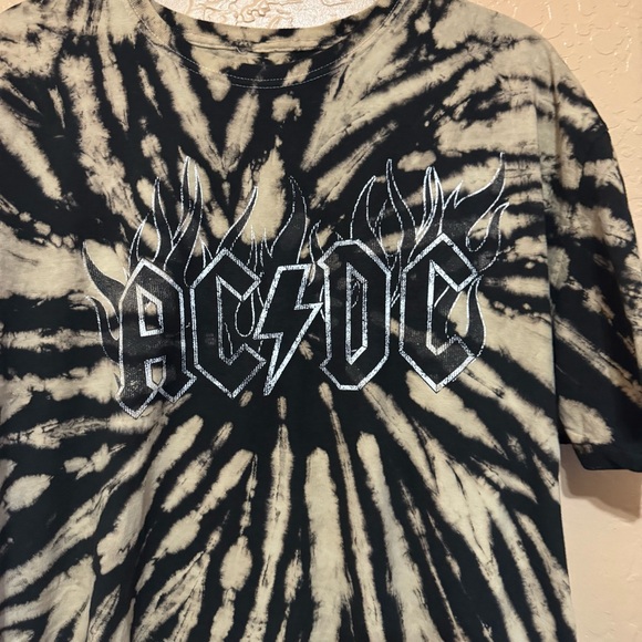 Band tee bundle Led Zeppelin and AC/DC - Picture 5 of 8